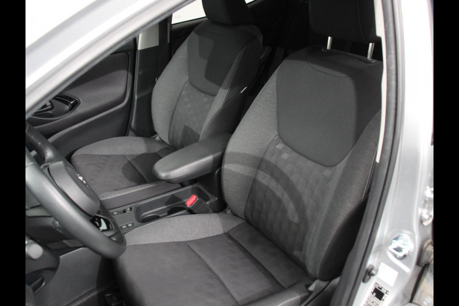 Toyota Yaris 1.5 Hybrid Dynamic Automaat Climate control Cruise control adaptieve LED Achteruitrijcamera Lane assist Apple Carplay / Android Auto