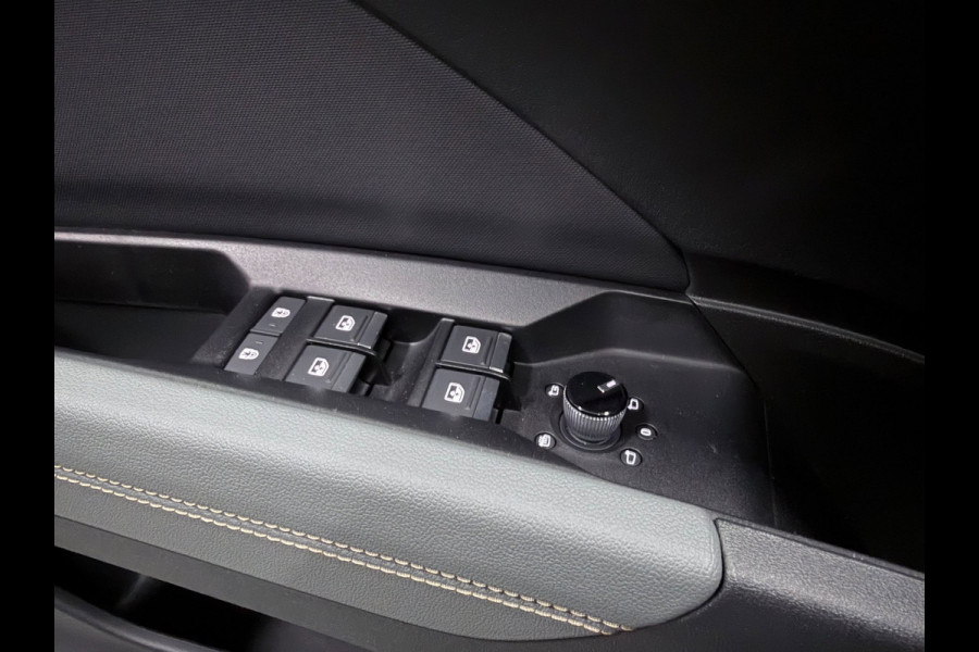 Audi Q4 Sportback e-tron 50 quattro 21" 3X S-LINE LEDER+ M-STOELEN/PANO/H-UP/SONOS/DAB/CARPLAY/ADAPT-CRUISE///