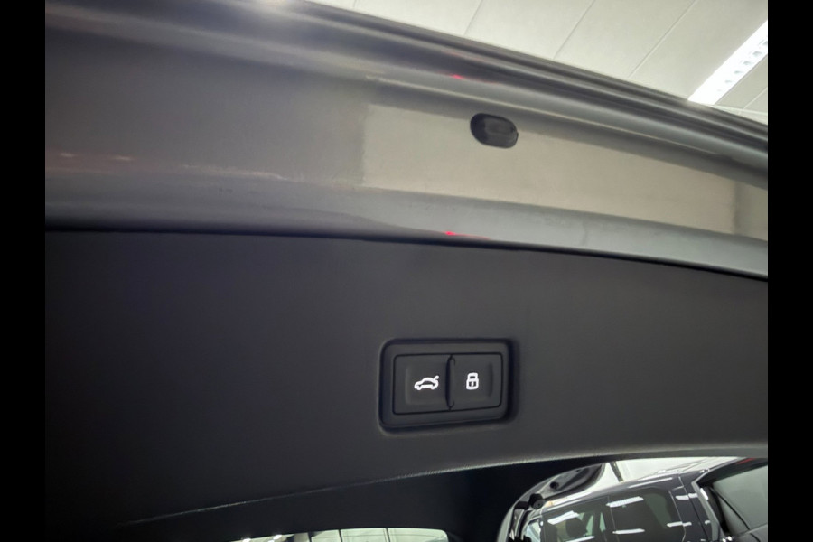 Audi Q4 Sportback e-tron 50 quattro 21" 3X S-LINE LEDER+ M-STOELEN/PANO/H-UP/SONOS/DAB/CARPLAY/ADAPT-CRUISE///