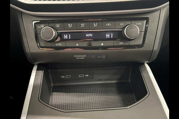 Seat Arona 1.0 TSI 110pk Automaat Style Business Connect Climate Control Navigatie Apple Carplay/Android Auto  Cruise Control PDC Achter Lichtmetalen Velgen