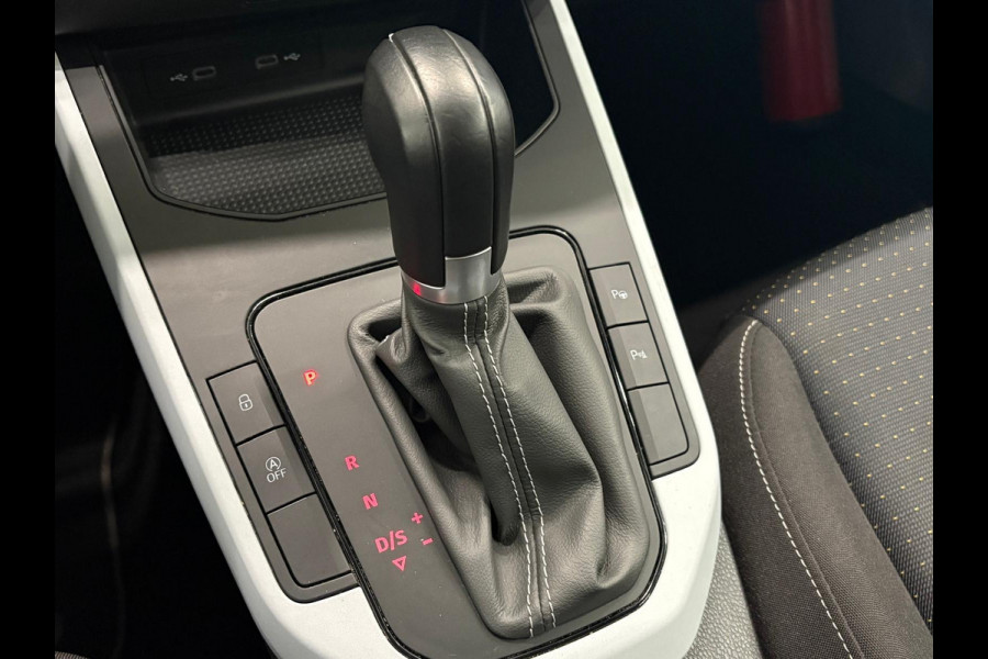 Seat Arona 1.0 TSI 110pk Automaat Style Business Connect Climate Control Navigatie Apple Carplay/Android Auto  Cruise Control PDC Achter Lichtmetalen Velgen