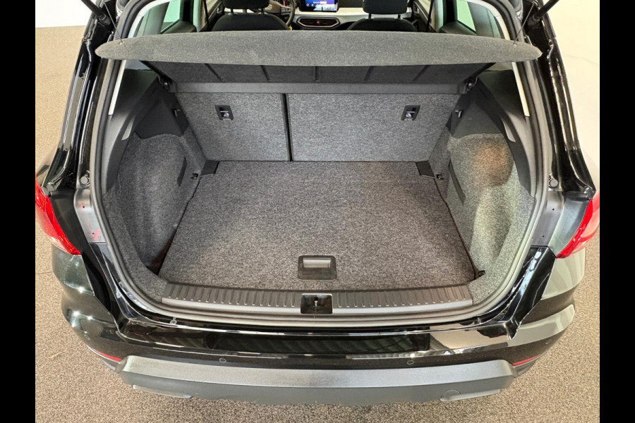 Seat Arona 1.0 TSI 110pk Automaat Style Business Connect Climate Control Navigatie Apple Carplay/Android Auto  Cruise Control PDC Achter Lichtmetalen Velgen