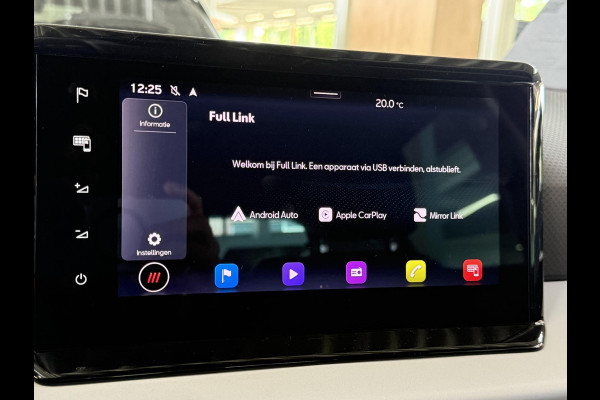 Seat Arona 1.0 TSI 110pk Automaat Style Business Connect Climate Control Navigatie Apple Carplay/Android Auto  Cruise Control PDC Achter Lichtmetalen Velgen