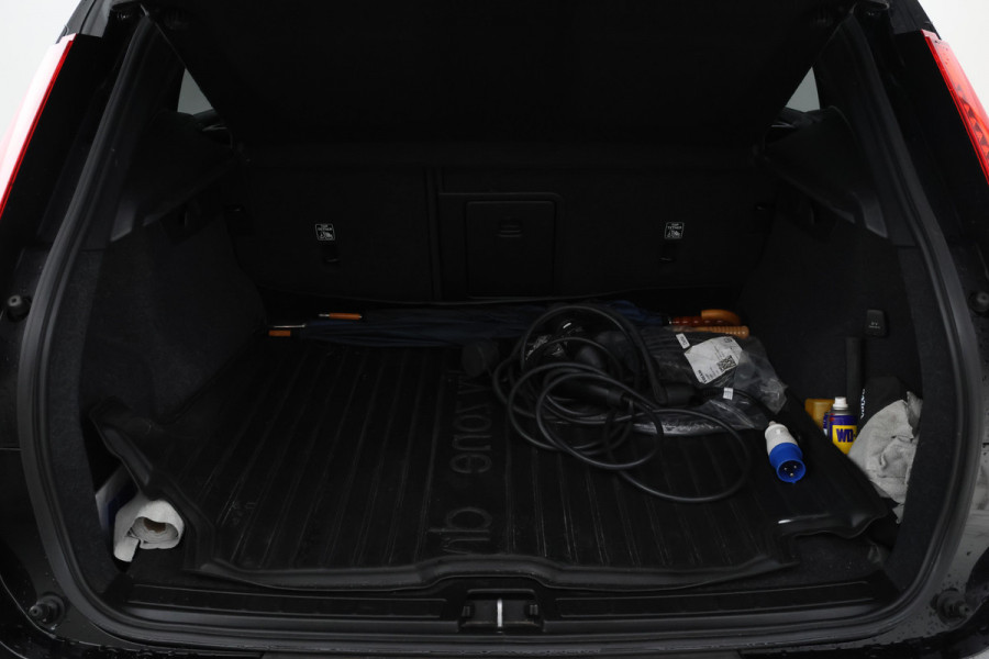 Volvo XC40 1.5 T5 Recharge Inscription Winterpack! Climate,