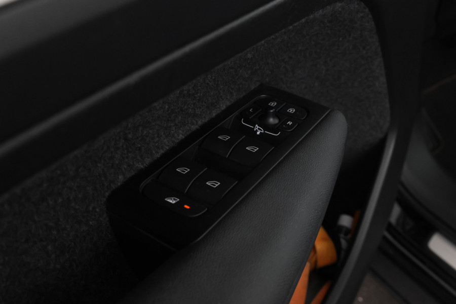 Volvo XC40 1.5 T5 Recharge Inscription Winterpack! Climate,