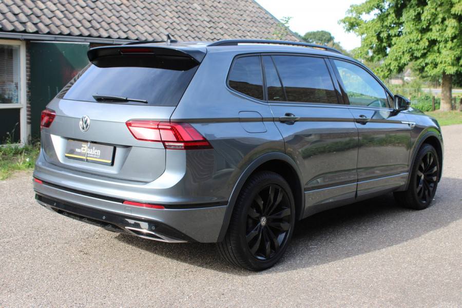 Volkswagen Tiguan Allspace 1.5 TSI Highline Business R 7PERS 150Pk PANO TH CRUISE ORG NL VIRTUAL 143000KM!!!