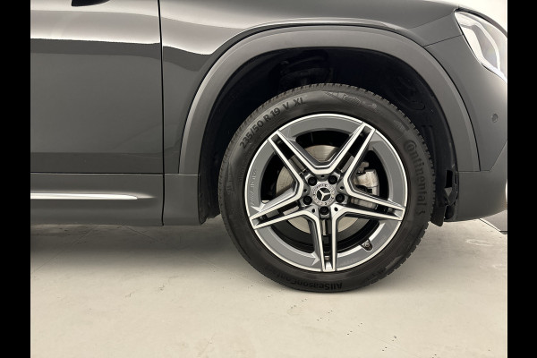 Mercedes-Benz Glb 180 AMG Business Solution Pano-dak/Dodehoek/Carplay/19'LMV