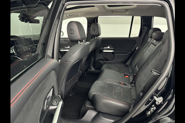 Mercedes-Benz Glb 180 AMG Business Solution Pano-dak/Dodehoek/Carplay/19'LMV