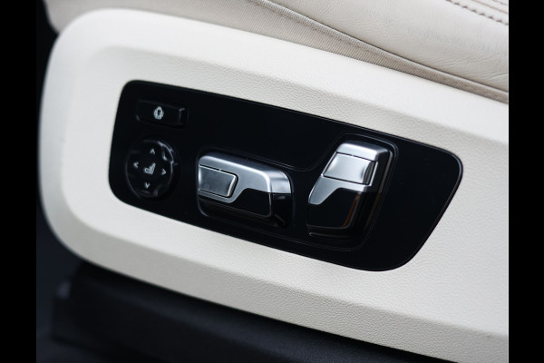 BMW X5 M50i | B&W - Bodykit - HUD