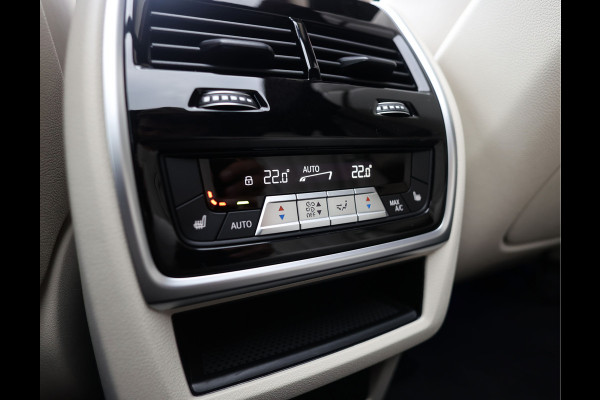 BMW X5 M50i | B&W - Bodykit - HUD