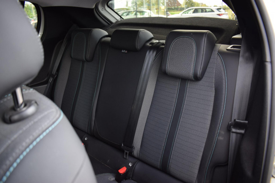 Peugeot e-208 EV Active 50 kWh | SOH: 92,3% | Apple CarPlay | Half Leer | Sportstoelen | Cruise