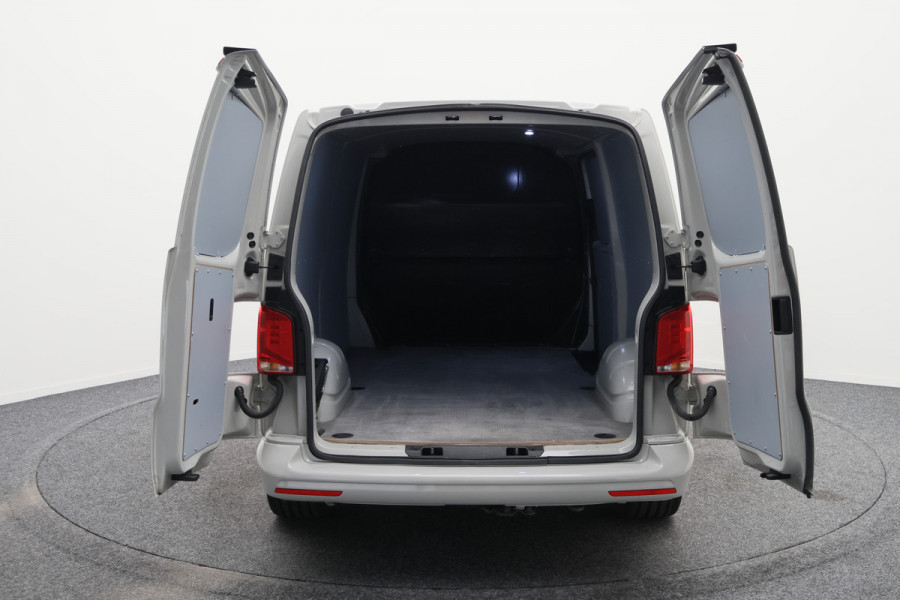 Volkswagen Transporter 2.0 TDI DSG L2H1 Leer, 3-Zits, Camera, Cruise, Airco, Apple Carplay, SideSteps, Elektrisch Pakket, 18''