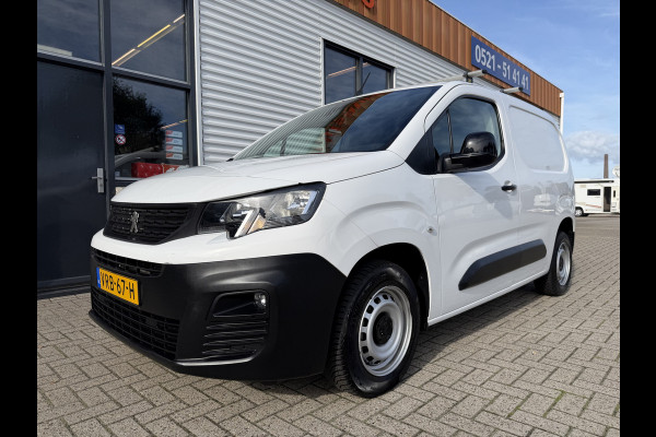 Peugeot Partner 1.5 BlueHDI 102pk Premium / vaste prijs rijklaar € 10.950 ex btw / 6 versnellingen / lease vanaf € 185 / trekhaak 1500 kg / dakdragers / airco / cruise / euro 6 / bpm vrij