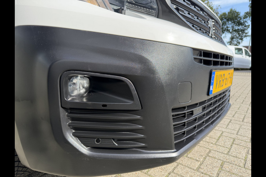 Peugeot Partner 1.5 BlueHDI 102pk Premium / vaste prijs rijklaar € 10.950 ex btw / 6 versnellingen / lease vanaf € 185 / trekhaak 1500 kg / dakdragers / airco / cruise / euro 6 / bpm vrij