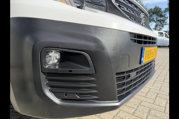Peugeot Partner 1.5 BlueHDI 102pk Premium / vaste prijs rijklaar € 10.950 ex btw / 6 versnellingen / lease vanaf € 185 / trekhaak 1500 kg / dakdragers / airco / cruise / euro 6 / bpm vrij