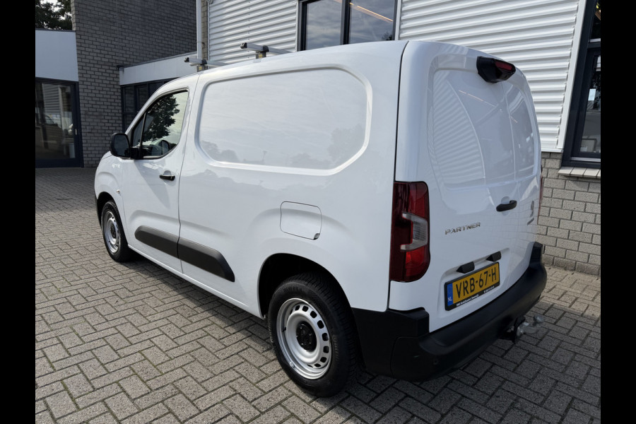 Peugeot Partner 1.5 BlueHDI 102pk Premium / vaste prijs rijklaar € 10.950 ex btw / 6 versnellingen / lease vanaf € 185 / trekhaak 1500 kg / dakdragers / airco / cruise / euro 6 / bpm vrij