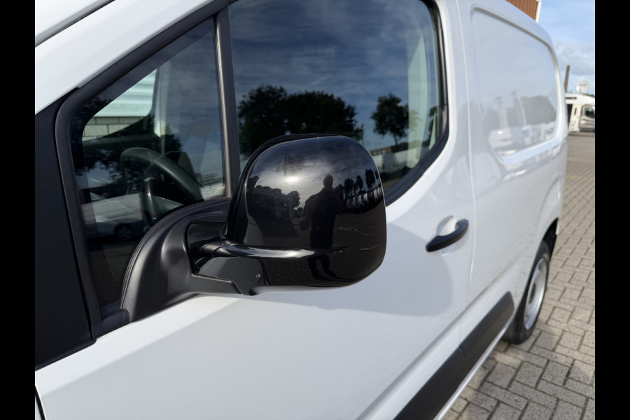 Peugeot Partner 1.5 BlueHDI 102pk Premium / vaste prijs rijklaar € 10.950 ex btw / 6 versnellingen / lease vanaf € 185 / trekhaak 1500 kg / dakdragers / airco / cruise / euro 6 / bpm vrij