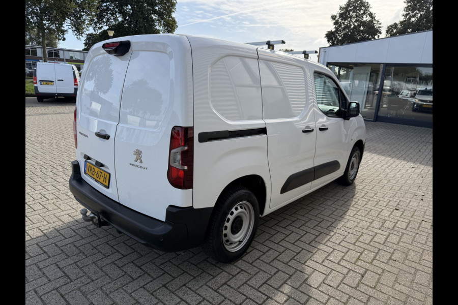 Peugeot Partner 1.5 BlueHDI 102pk Premium / vaste prijs rijklaar € 10.950 ex btw / 6 versnellingen / lease vanaf € 185 / trekhaak 1500 kg / dakdragers / airco / cruise / euro 6 / bpm vrij