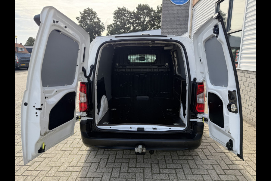 Peugeot Partner 1.5 BlueHDI 102pk Premium / vaste prijs rijklaar € 10.950 ex btw / 6 versnellingen / lease vanaf € 185 / trekhaak 1500 kg / dakdragers / airco / cruise / euro 6 / bpm vrij