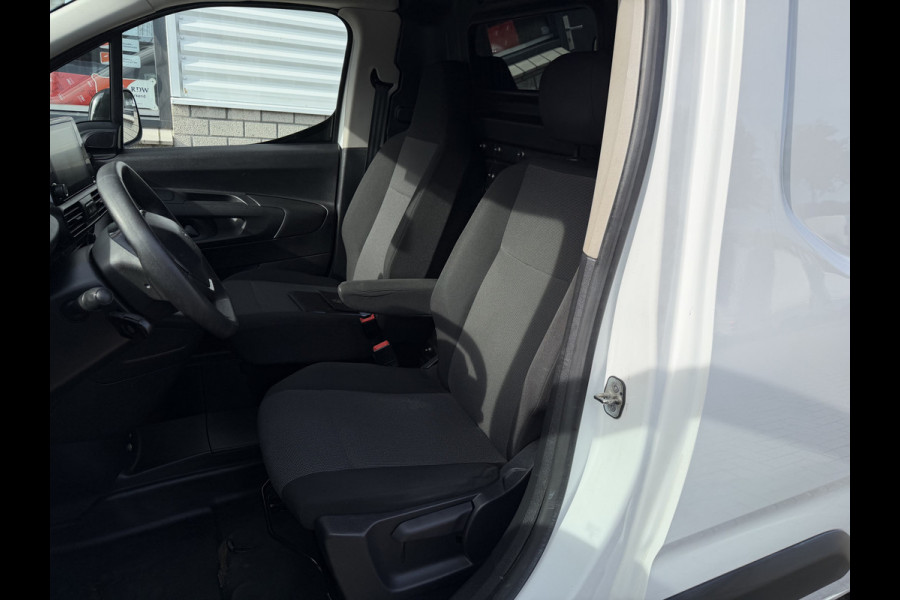 Peugeot Partner 1.5 BlueHDI 102pk Premium / vaste prijs rijklaar € 10.950 ex btw / 6 versnellingen / lease vanaf € 185 / trekhaak 1500 kg / dakdragers / airco / cruise / euro 6 / bpm vrij