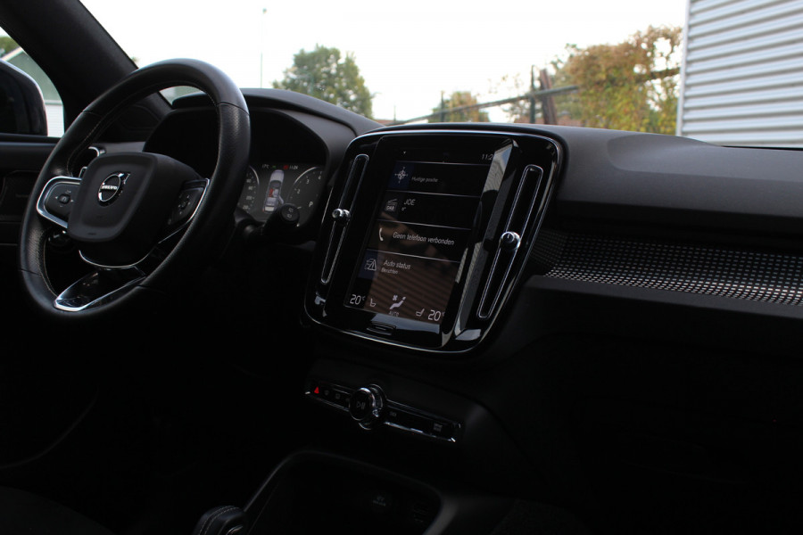 Volvo XC40 2.0 B4 R-Design | Harman Kardon | Trekhaak | Memory | Adaptieve Cruise | Elektr. Achterklep