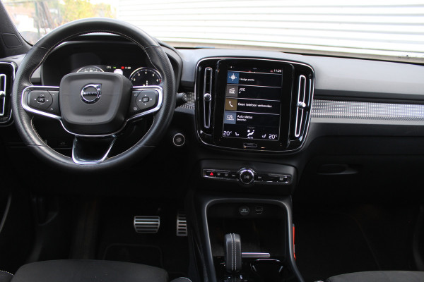 Volvo XC40 2.0 B4 R-Design | Harman Kardon | Trekhaak | Memory | Adaptieve Cruise | Elektr. Achterklep