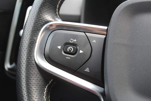 Volvo XC40 2.0 B4 R-Design | Harman Kardon | Trekhaak | Memory | Adaptieve Cruise | Elektr. Achterklep