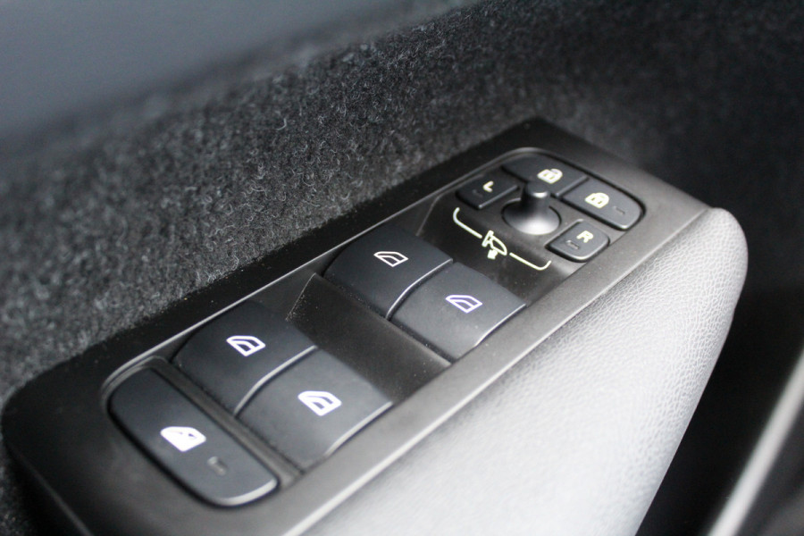 Volvo XC40 2.0 B4 R-Design | Harman Kardon | Trekhaak | Memory | Adaptieve Cruise | Elektr. Achterklep