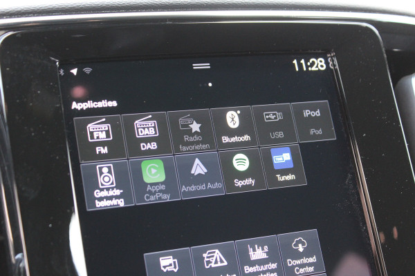 Volvo XC40 2.0 B4 R-Design | Harman Kardon | Trekhaak | Memory | Adaptieve Cruise | Elektr. Achterklep