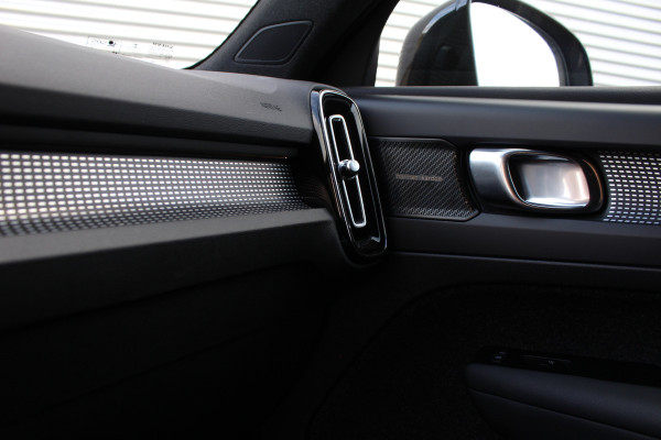 Volvo XC40 2.0 B4 R-Design | Harman Kardon | Trekhaak | Memory | Adaptieve Cruise | Elektr. Achterklep