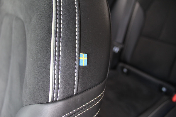 Volvo XC40 2.0 B4 R-Design | Harman Kardon | Trekhaak | Memory | Adaptieve Cruise | Elektr. Achterklep
