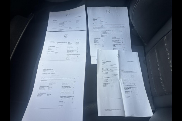Mercedes-Benz GLC 300e 4MATIC Premium Plus VAN: € 43.900- VOOR: € 39.877,- UW HERFSTVOORDEEL: € 4.023,-| PANO| ELEKTRISCHE STOELEN MET MEMORY| ADAPTIVE CRUISE CONTROL| ELEK. TREKHAAK| SFEERVERLICHTING| ELEKTRISCHE ACHTERKLEP| 360 CAMERA| CARPLAY| | COMPLETE UITVOERING!|