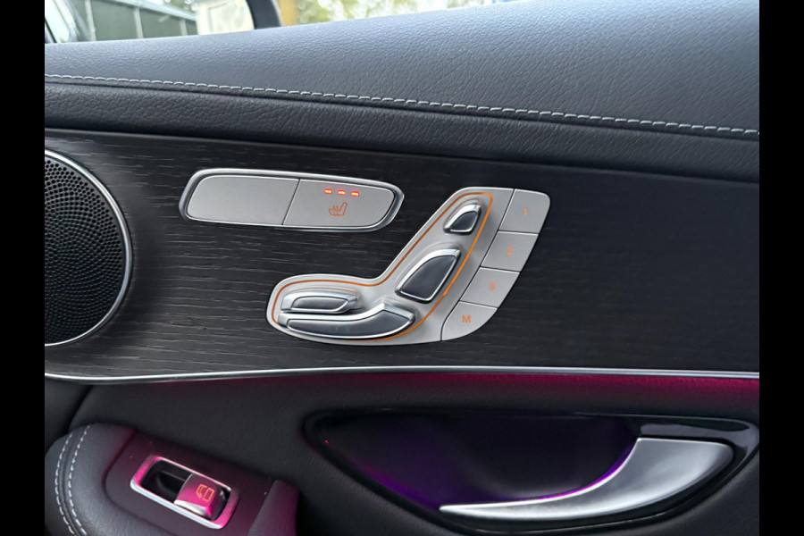 Mercedes-Benz GLC 300e 4MATIC Premium Plus VAN: € 43.900- VOOR: € 39.877,- UW HERFSTVOORDEEL: € 4.023,-| PANO| ELEKTRISCHE STOELEN MET MEMORY| ADAPTIVE CRUISE CONTROL| ELEK. TREKHAAK| SFEERVERLICHTING| ELEKTRISCHE ACHTERKLEP| 360 CAMERA| CARPLAY| | COMPLETE UITVOERING!|