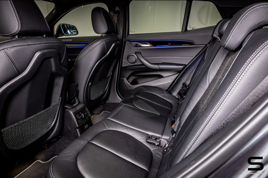 BMW X2 SDrive20i High Executive|M-sport|NAP|Trekhaak|Cam