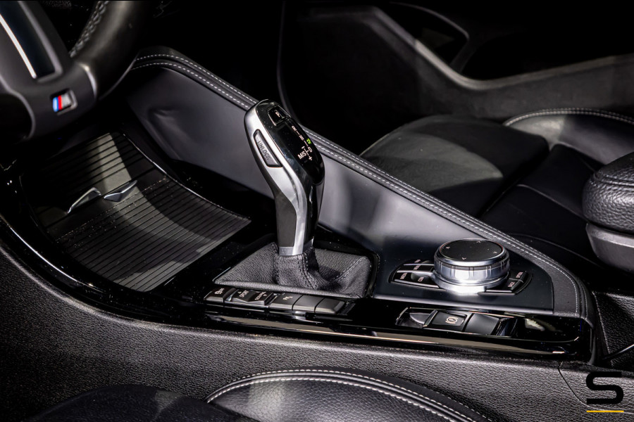 BMW X2 SDrive20i High Executive|M-sport|NAP|Trekhaak|Cam