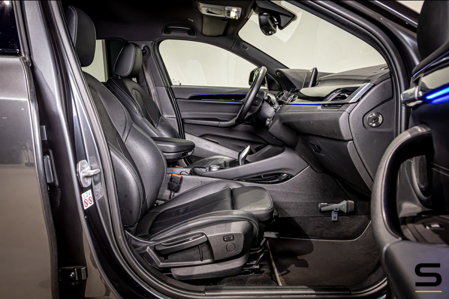 BMW X2 SDrive20i High Executive|M-sport|NAP|Trekhaak|Cam