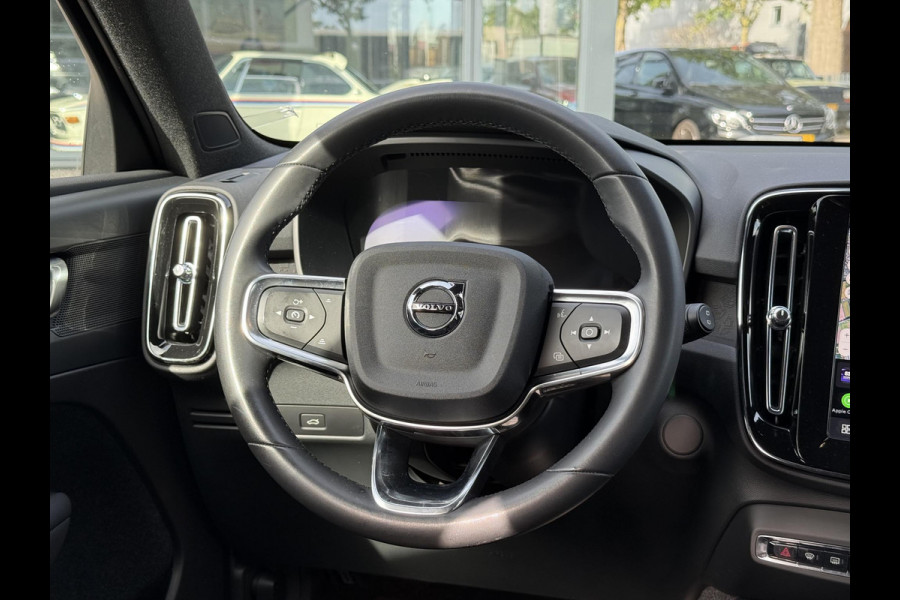 Volvo XC40 Recharge Core 70 kWh VAN: € 31.900- VOOR: € 29.877,- UW HERFSTVOORDEEL: € 2.023,-| SOH 91%| ELEK. TREKHAAK| WINTERPAKKET| STOEL +STUURVERWARMING| WARMTEPOMP| ACHTERUITRIJCAMERA| RIJKLAARPRIJS INCL. 12 MND BOVAG GARANTIE