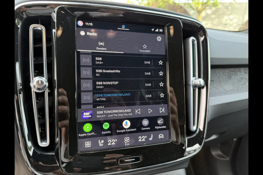 Volvo XC40 Recharge Core 70 kWh VAN: € 31.900- VOOR: € 29.877,- UW HERFSTVOORDEEL: € 2.023,-| SOH 91%| ELEK. TREKHAAK| WINTERPAKKET| STOEL +STUURVERWARMING| WARMTEPOMP| ACHTERUITRIJCAMERA| RIJKLAARPRIJS INCL. 12 MND BOVAG GARANTIE