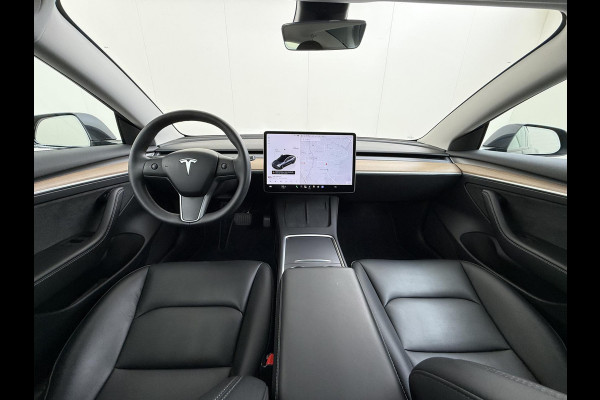 Tesla Model 3 Long Range AWD 75 kWh VAN: 35.900,- VOOR: 33.440,- UW HERFSTVOORDEEL: 2.460,-| FABRIEKSGARANTIE OP ACCU & AANDRIJFLIJN TOT 2031 OF 192.000 KM + ALGEMENE AUTO T/M 06-2027 of 80.000KM! BTW verrekenbaar | SOH 94% |
