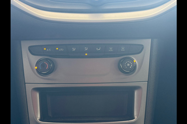 Opel Astra 1.2