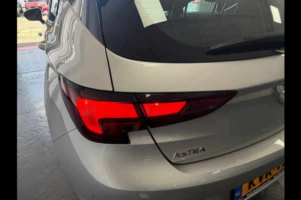 Opel Astra 1.2