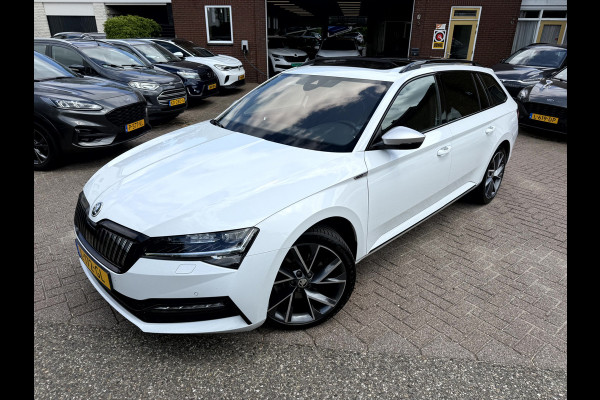 Škoda Superb Combi 1.4 TSI iV Sportline Business Panoramadak, Trekhaak