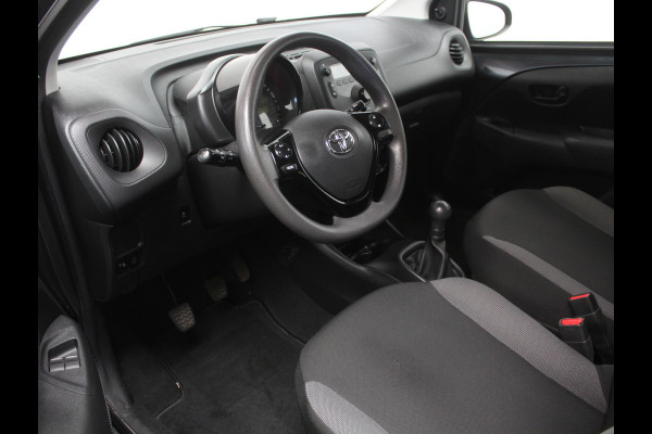 Toyota Aygo 1.0 VVT-i x-fun AIRCO | CV | LED | STB | BLUETOOTH | ELRM | ISOFIX
