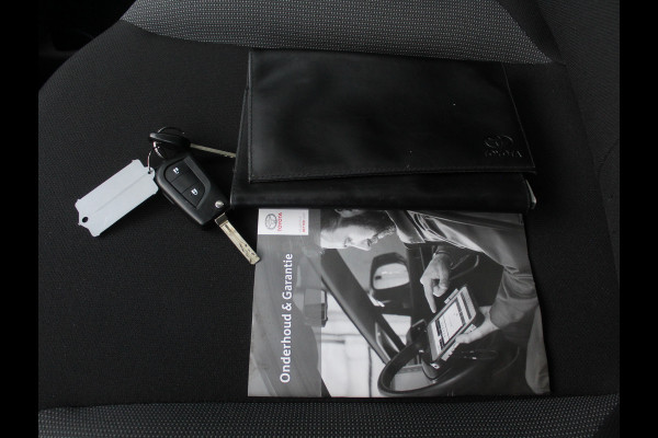 Toyota Aygo 1.0 VVT-i x-fun AIRCO | CV | LED | STB | BLUETOOTH | ELRM | ISOFIX