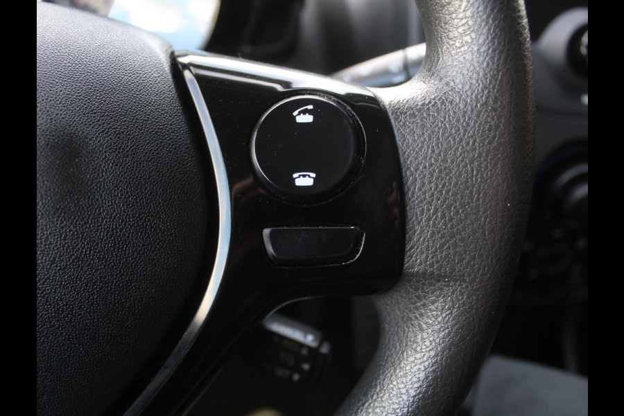 Toyota Aygo 1.0 VVT-i x-fun AIRCO | CV | LED | STB | BLUETOOTH | ELRM | ISOFIX