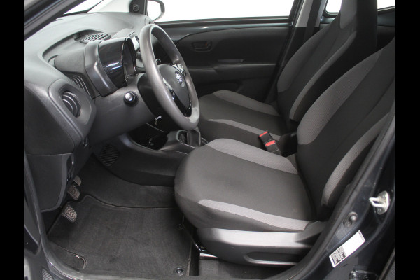 Toyota Aygo 1.0 VVT-i x-fun AIRCO | CV | LED | STB | BLUETOOTH | ELRM | ISOFIX