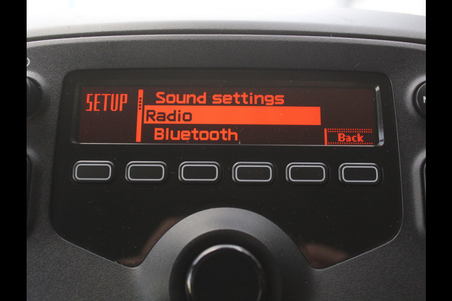 Toyota Aygo 1.0 VVT-i x-fun AIRCO | CV | LED | STB | BLUETOOTH | ELRM | ISOFIX