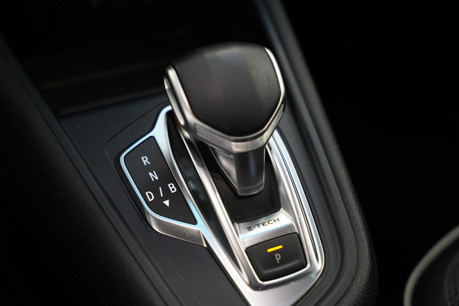 Renault Captur 1.6 E-Tech Hybrid 145 Intens Full-led Navigatie Trekhaak