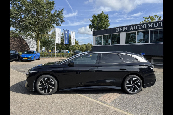 Volkswagen ID7 77 kWh Pro SOH 96%| 360 CAMERA | ELEKTRISCHE ACHTERKLEP| DODE HOEK SENSOR | ELEKTRISCHE TREKHAAK | STOEL + STUURVERWARMING + MASSAGE | KEY LESS | RIJKLAAPRIJS INCL. 12 MND BOVAG GARANTIE|