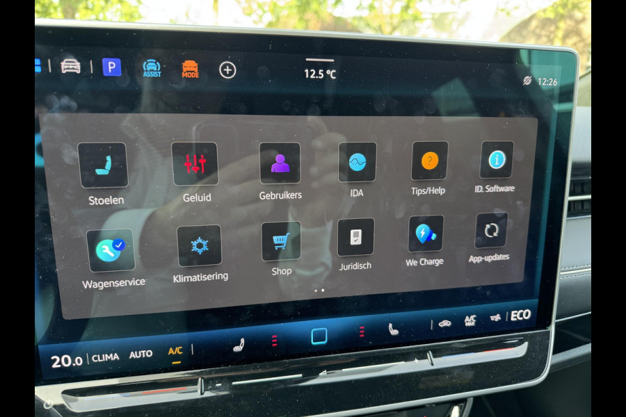 Volkswagen ID7 77 kWh Pro SOH 96%| 360 CAMERA | ELEKTRISCHE ACHTERKLEP| DODE HOEK SENSOR | ELEKTRISCHE TREKHAAK | STOEL + STUURVERWARMING + MASSAGE | KEY LESS | RIJKLAAPRIJS INCL. 12 MND BOVAG GARANTIE|